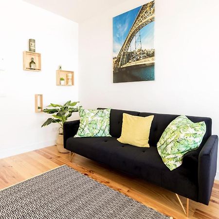 Guest H4U - Porto Batalha City Center מראה חיצוני תמונה