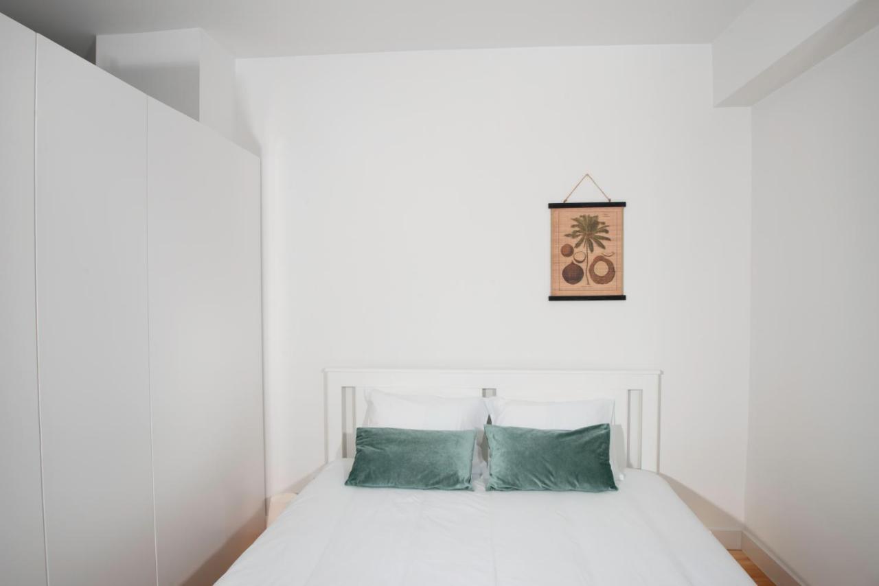 Guest H4U - Porto Batalha City Center מראה חיצוני תמונה