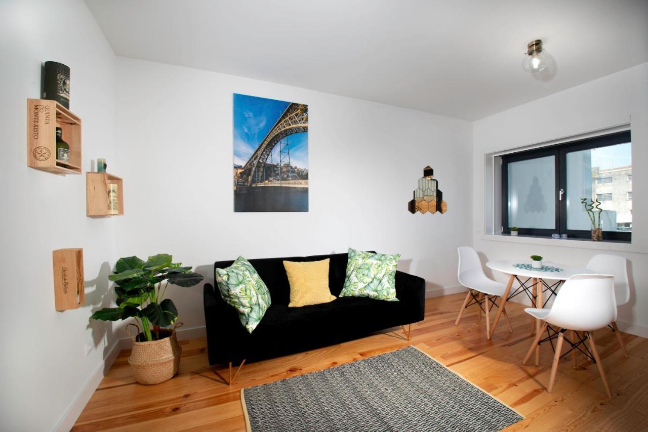 Guest H4U - Porto Batalha City Center מראה חיצוני תמונה