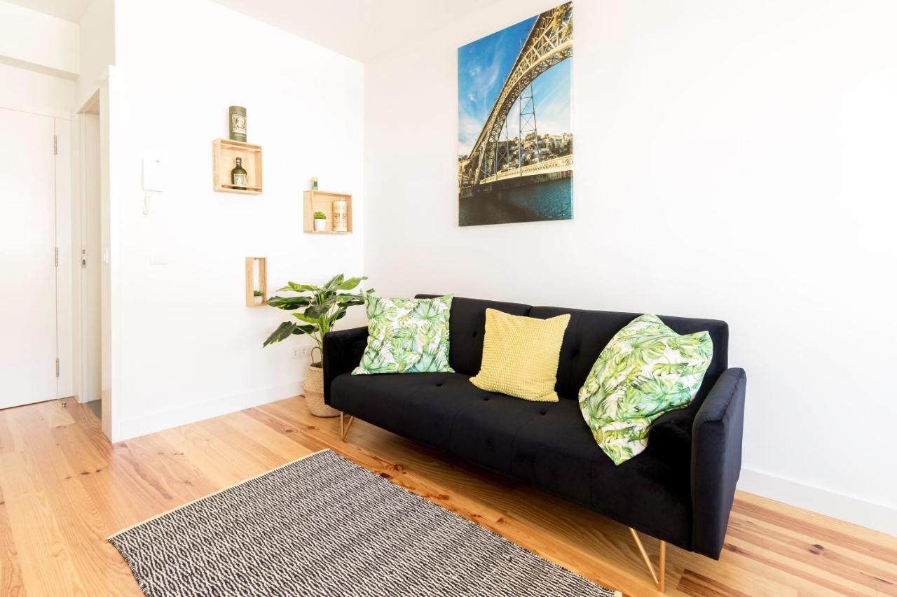 Guest H4U - Porto Batalha City Center מראה חיצוני תמונה